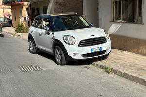 Mini countyman anche neopatentati