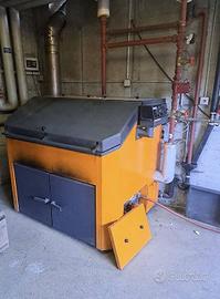 Sistema di riscaldamento a legna Schmid da 60 kW