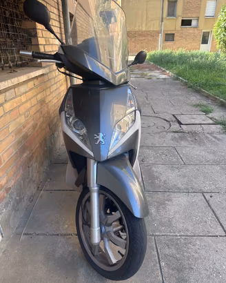 Peugeot Geopolis 300 Scooter