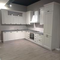 Cucina da expò in legno di frassino bianco