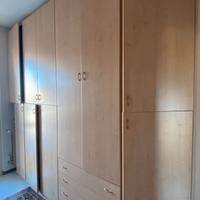Armadio modulare in frassino 5 ante + cassettiera