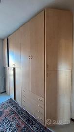 Armadio modulare in frassino 5 ante + cassettiera