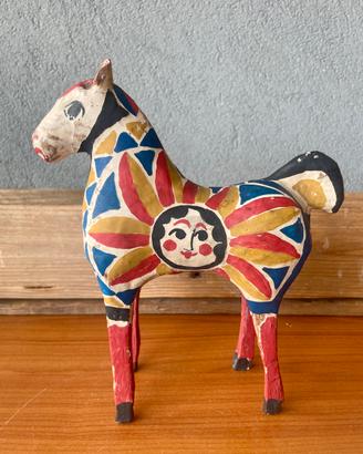 Scultura cavallo Folk Art vintage in legno dipinto