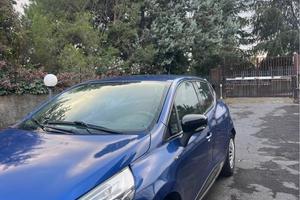 Renault Clio Moschino Zen 90cv
