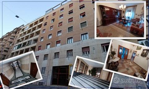 Roma: Rif. T695 - Residenziale