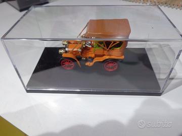 automodello RIO 1:43 Fiat