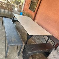 Tavolo con panche in ferro e mattonelle x esterno