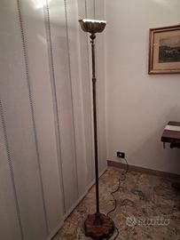 Lampada da terra vintage 