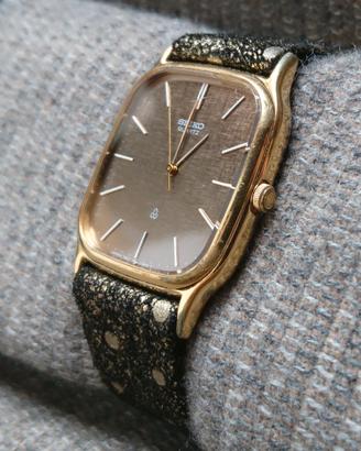 Orologio al quarzo placcato oro Seiko Chariot