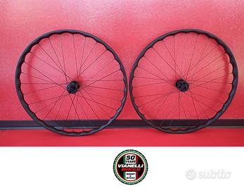 Ruote Gravel aerotec x-light TLR Carbon-TI 1310 gr