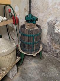 Antico torchio in legno - torchio vinicolo diam.70