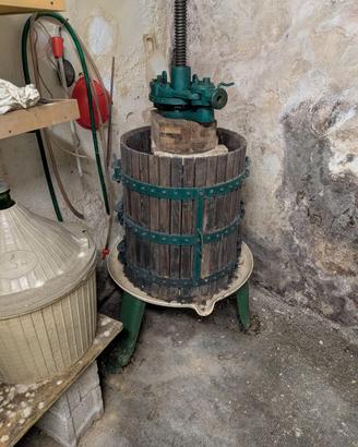 Antico torchio in legno - torchio vinicolo diam.70