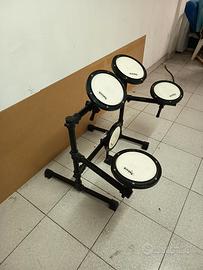 Allenatore simulatore per batteria