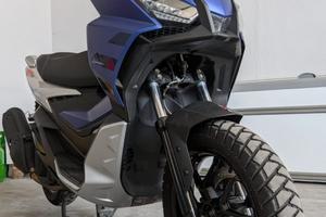Aprilia SR GT 125 (11/2024) - Solo 7.000 km