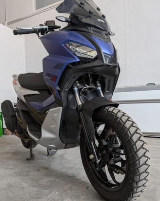 Aprilia SR GT 125 (11/2024) - Solo 7.000 km