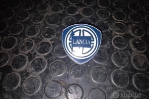 Stemma - Fregio - Logo Posteriore Per Lancia Beta