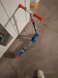 monopattino avengers