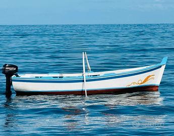 Lancia in legno e motore