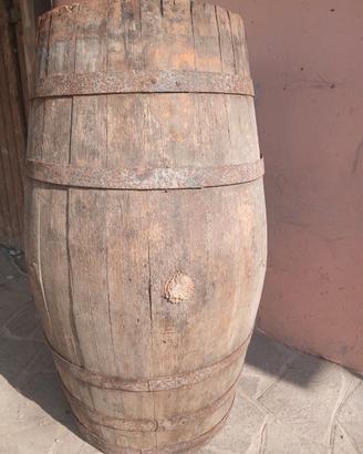 Antica botte in legno