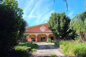 VILLA SINGOLA A VALMONTONE