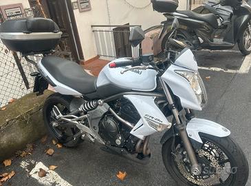 Kawasaki er6n 2010