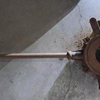 antica grande filiera per tubi