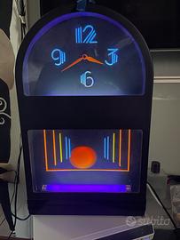 Orologio costruito in America