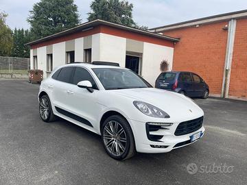 Porsche Macan 3.0