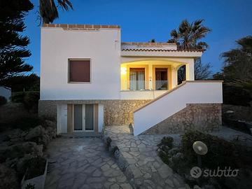 Casa fronte mare