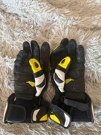 guanti da moto