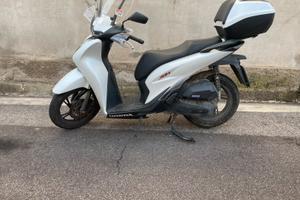 scooter Honda SH 125