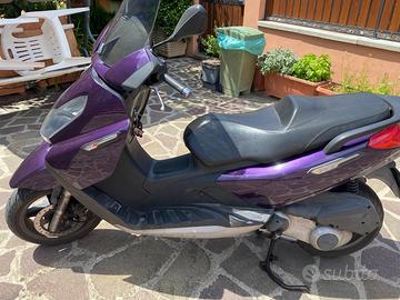 Scooter PIAGGIO X7