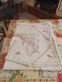 tovaglia di Lino ricamata a mano