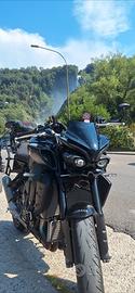 MT 10 TOAL BLACK