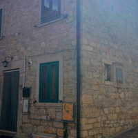 Casa di paese in pietra