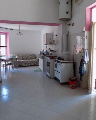 Pontedassio appartamento con terrazza