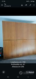 Armadio in legno tamburato