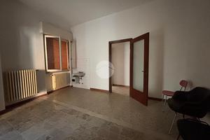 2 LOCALI A COVO