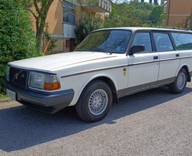 Volvo 240 polar