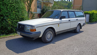Volvo 240 polar