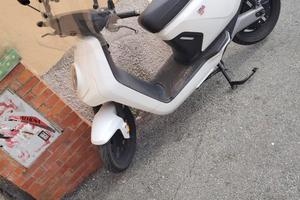 SCOOTER NIU MQI GT 70kmh 2022