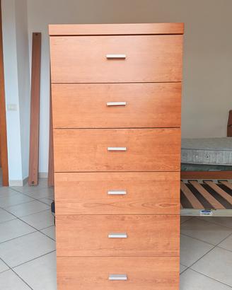 Cassettiera in legno