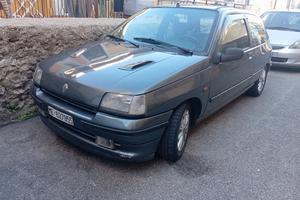 Renault Clio rti
