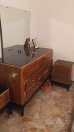 cassettiera Antico con 2 comodini