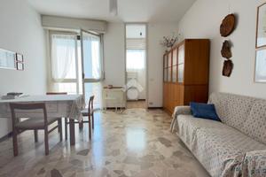3 LOCALI A CESANO MADERNO