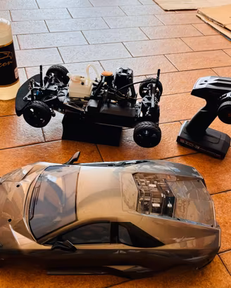 Lamborghini Reventón RC a Scoppio Nuova con kit