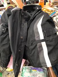 Giacca moto Spike  con Jeans con protezioni