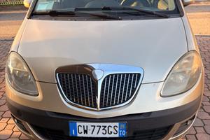 Lancia musa 1.9 platino