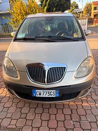 Lancia musa 1.9 platino