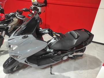 Yamaha T Max - 2015